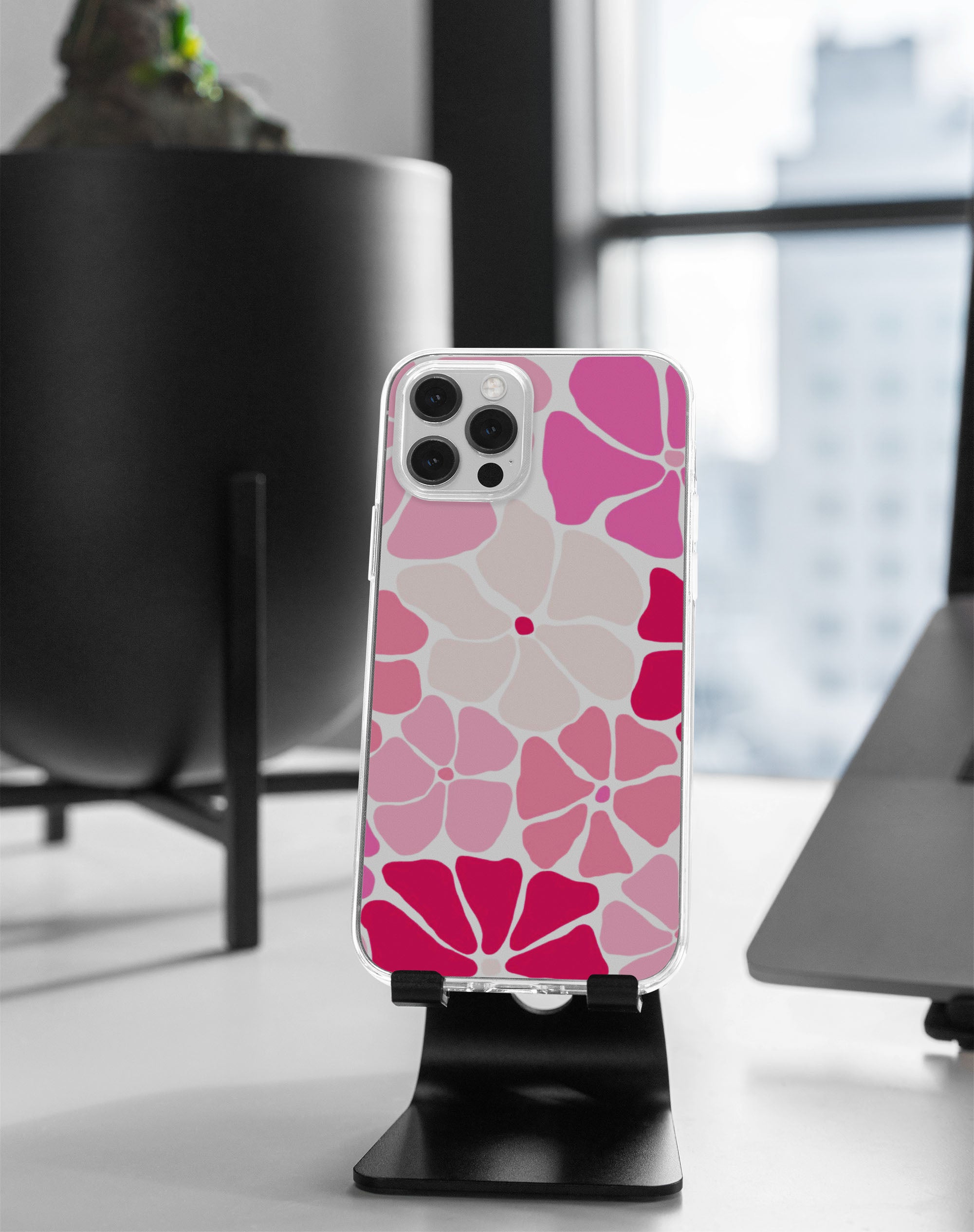 Artistic Blooms design Case 4