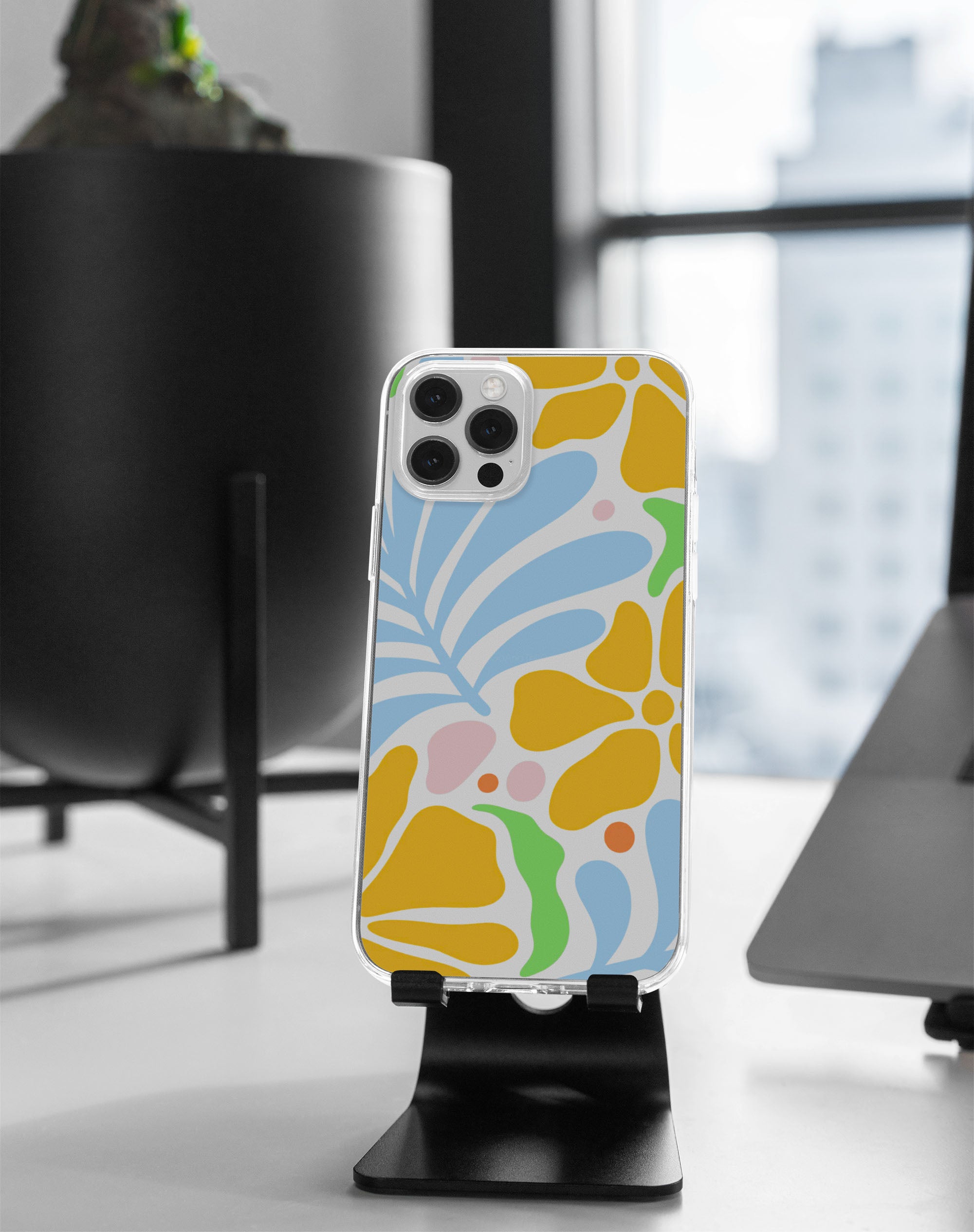 Artistic Blooms design Case 8